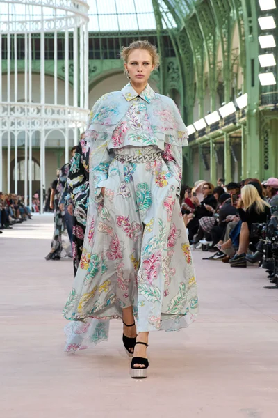 Look 53